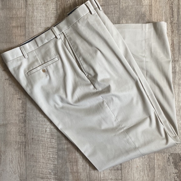 Haggar Mens classic fit premium no iron khaki 40/32 - Picture 6 of 6